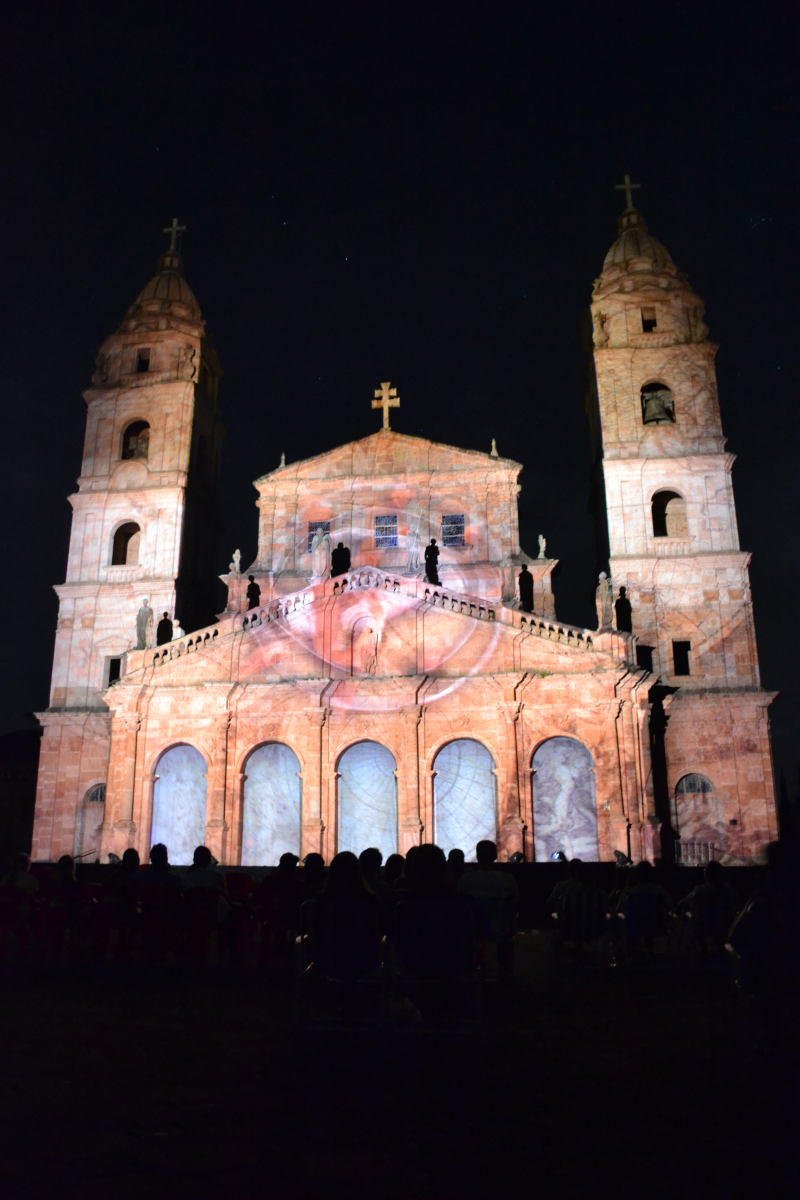 Primeira apresentação do espetáculo Amare acontece neste sábado